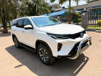 Picture of Toyota Fortuner 2024