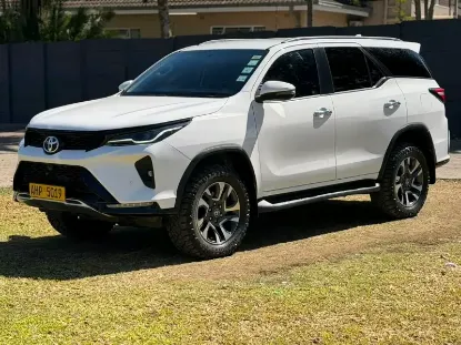 Picture of Toyota Fortuner 2023