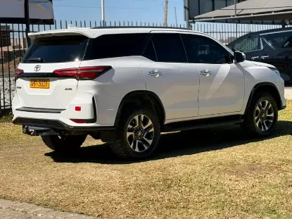 Picture of Toyota Fortuner 2023