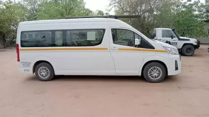 Picture of Executive Toyota Quantum - 14 Seater