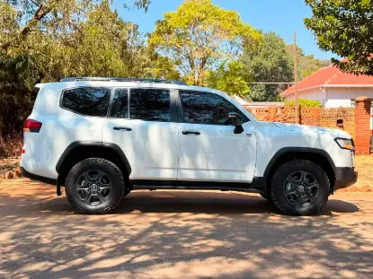 Picture of Toyota Land Cruiser 2023