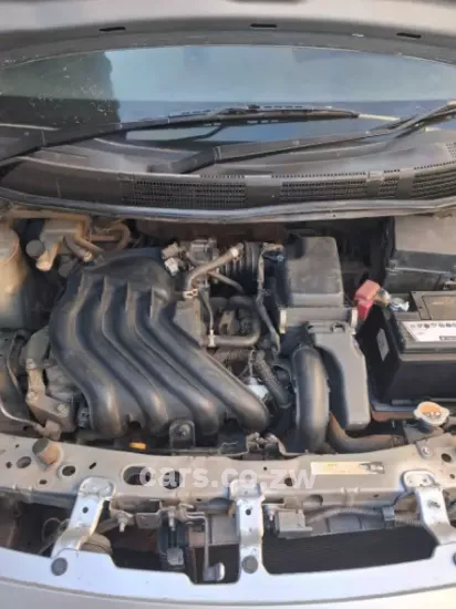 Picture of Nissan Almera 2013