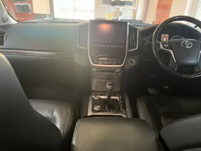 Picture of Toyota Land Cruiser 2021
