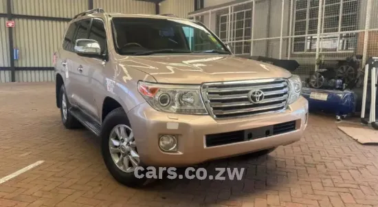 Picture of Toyota Land Cruiser 2014