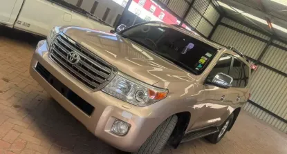 Picture of Toyota Land Cruiser 2014
