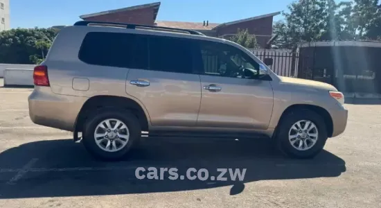 Picture of Toyota Land Cruiser 2014