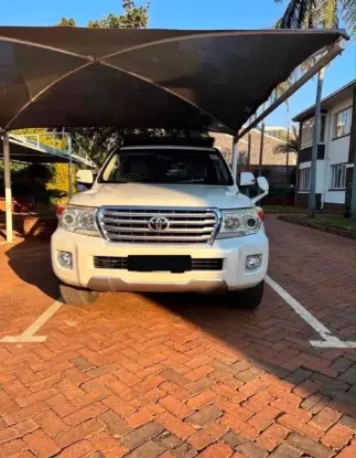 Picture of Toyota Land Cruiser 2014