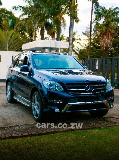 Picture of Mercedes Benz ML-Class 2014