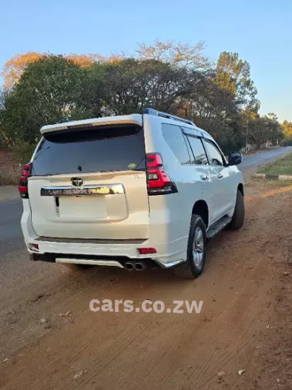 Picture of Toyota Prado 2019