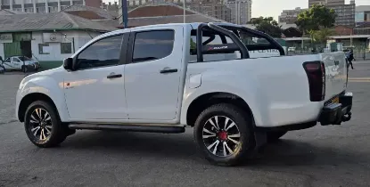 Picture of Isuzu KB250 2016