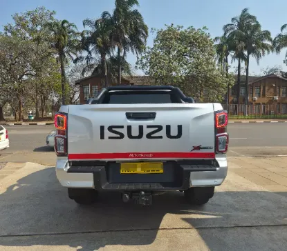 Picture of Isuzu X-Rider 2025