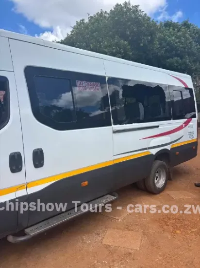 Picture of Iveco Daily Minibus 22-Seater