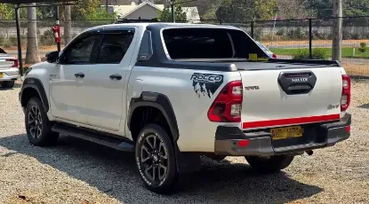 Picture of Toyota Hilux 2023