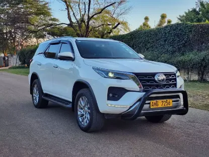 Picture of Toyota Fortuner 2021