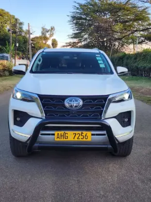 Picture of Toyota Fortuner 2021