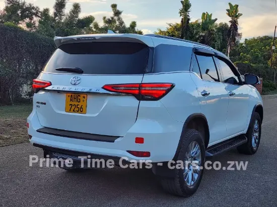 Picture of Toyota Fortuner 2021