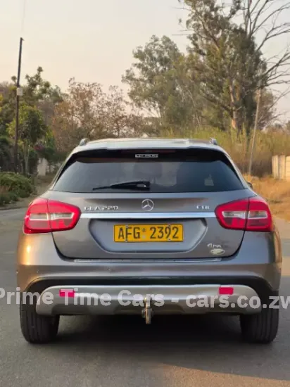 Picture of Mercedes Benz GLA 2016
