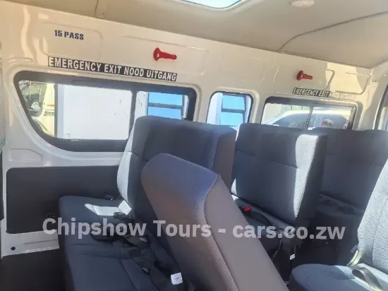 Picture of Foton Quantum 15- Seater