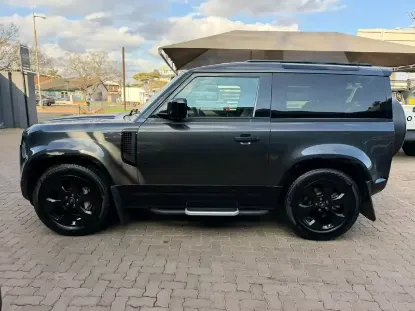 Picture of Land Rover Defender 2023