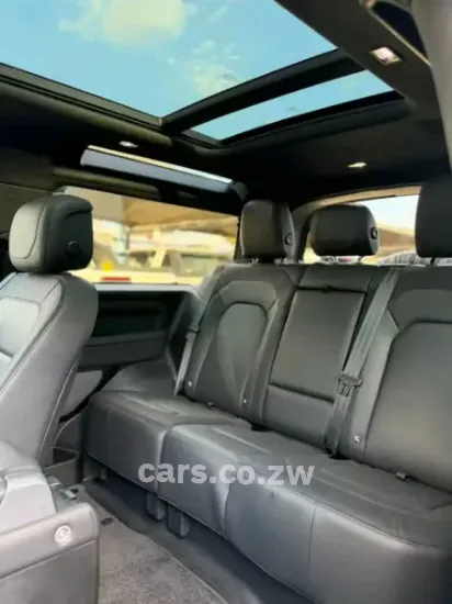 Picture of Land Rover Defender 2023