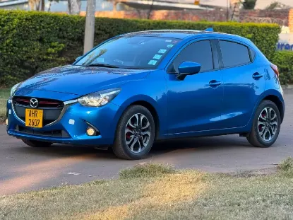 Picture of Mazda Demio 2017