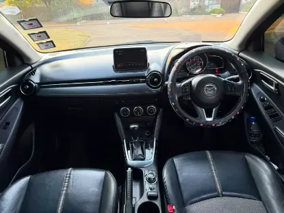 Picture of Mazda Demio 2017