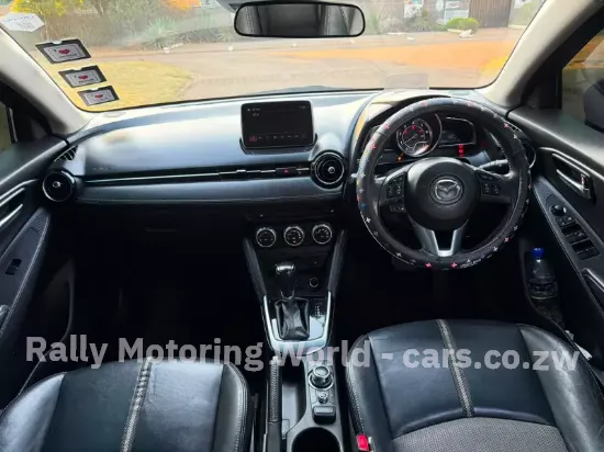 Picture of Mazda Demio 2017