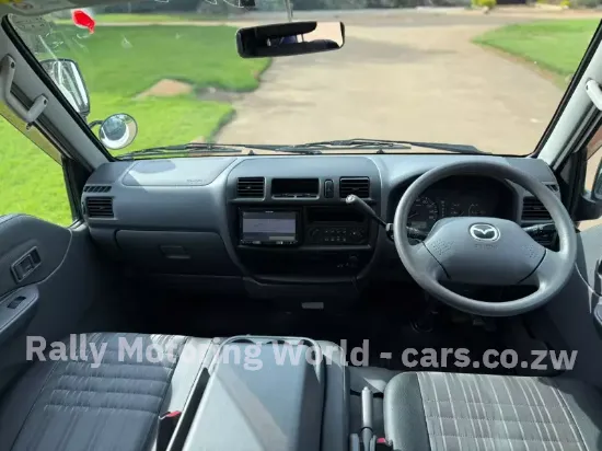 Picture of Mazda Bongo 2018