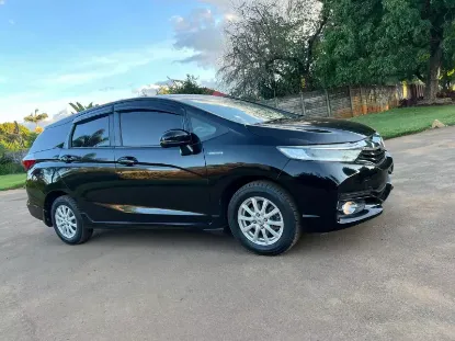 Picture of Honda Fit Shuttle 2017