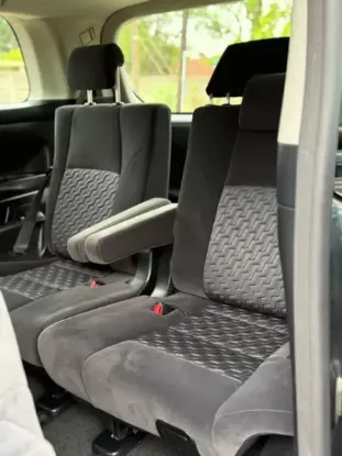Picture of Toyota Alphard 2016