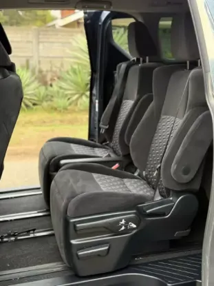 Picture of Toyota Alphard 2016