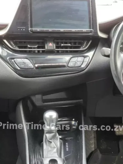 Picture of Toyota C-HR 2018