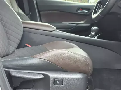 Picture of Toyota C-HR 2018