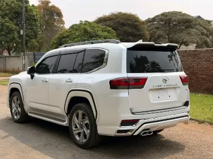 Picture of Toyota Land Cruiser 2024