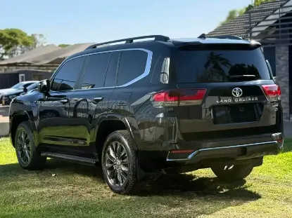 Picture of Toyota Land Cruiser 2023
