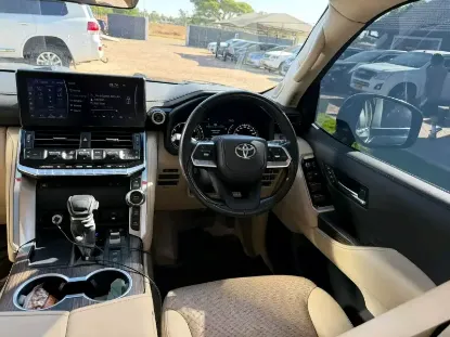 Picture of Toyota Land Cruiser 2023