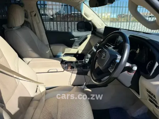 Picture of Toyota Land Cruiser 2023