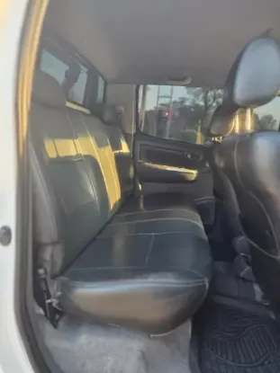 Picture of Toyota Hilux D4D Automatic 4x4 2014