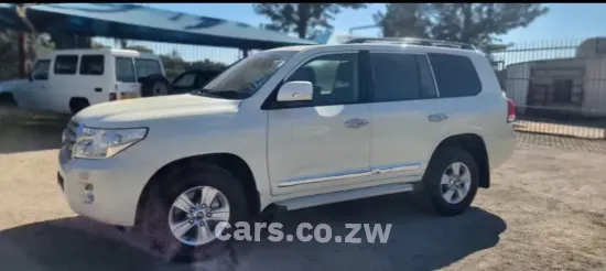 Picture of Toyota Land Cruiser 2012