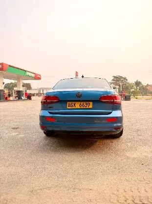 Picture of VW Jetta 2016