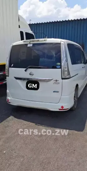 Picture of Nissan Serena 2013