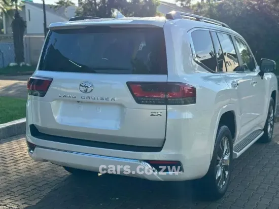 Picture of Toyota Land Cruiser 2023