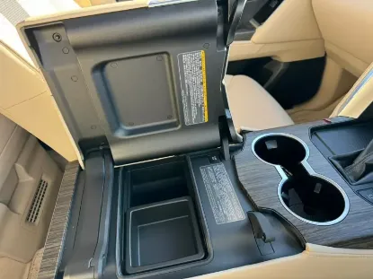 Picture of Toyota Land Cruiser 2023