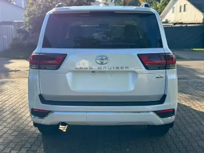 Picture of Toyota Land Cruiser 2023