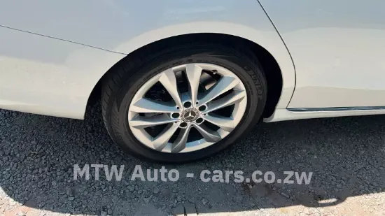 Picture of Mercedes Benz C-Class 2018