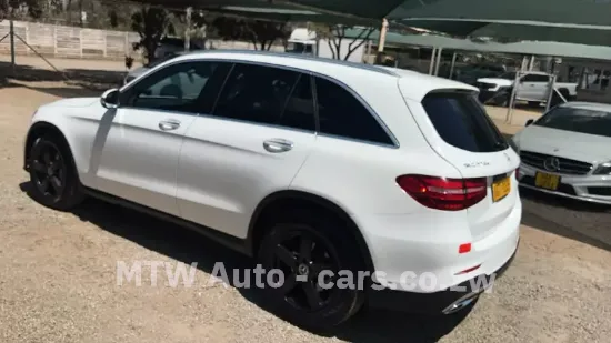 Picture of Mercedes Benz GL-Class 2017