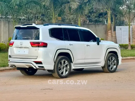 Picture of Toyota Land Cruiser 2024