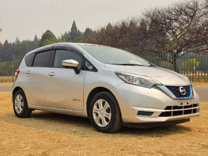 Picture of Nissan Note e power 2017