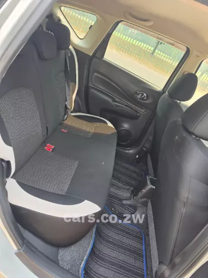 Picture of Nissan Note e power 2017