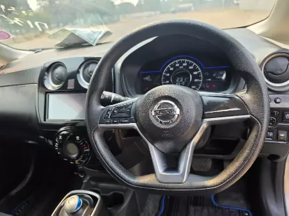 Picture of Nissan Note e power 2017